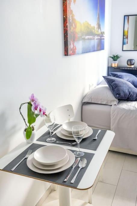 Cozy Studio Near The Eiffel Tower Париж Экстерьер фото